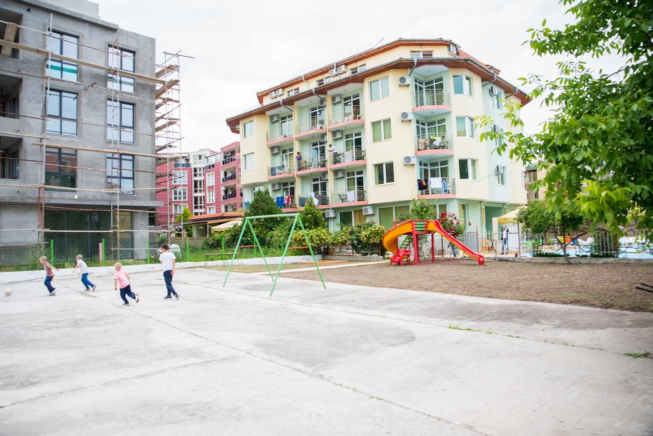Cristal Hotel Ravda Kültér fotó