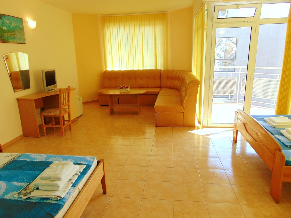 Cristal Hotel Ravda Kültér fotó